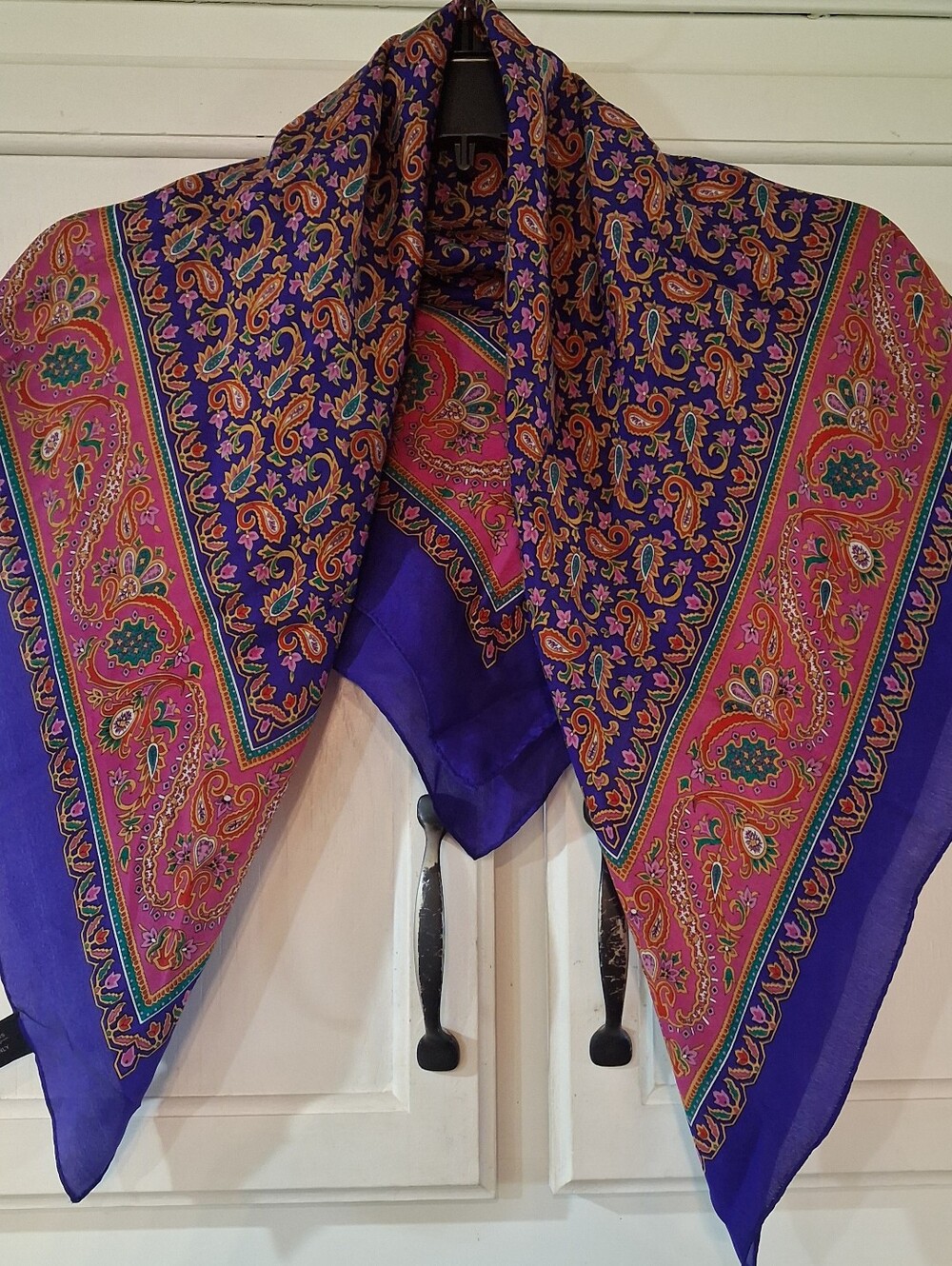 The Specialty House Vintage 100% Pure Silk Square Scarf 31x31